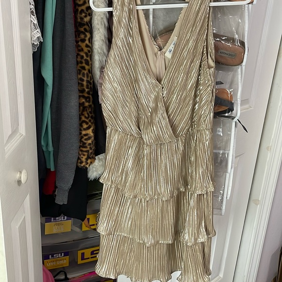 She + Sky Dresses & Skirts - Gold teared mini dress